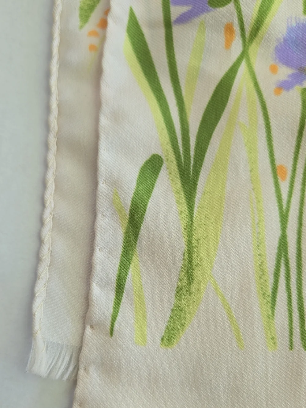 Leonardi Vintage Italian Floral Scarf in Cream with Blue & Green Bouquet Daisies